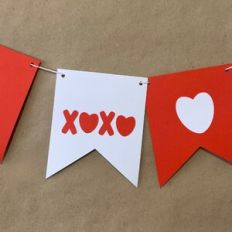 Valentine's Pennant 02