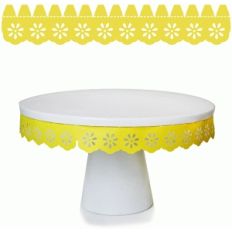 daisy cake plate embellishment