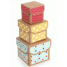 3 stacked square boxes with bracket lid