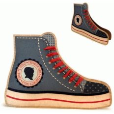 sneaker shaped lace a7 card