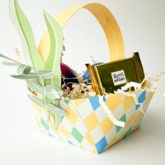 Easter Nest with Handle in Yellow and Blue - Easy Printable