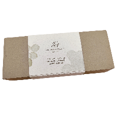 tasting box with band