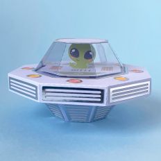 Alien Spaceship box