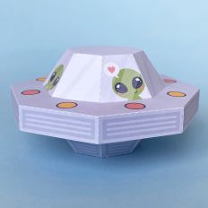 Alien Spaceship box