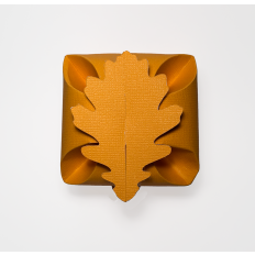 Oak Leaf Petal Box