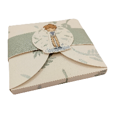 mono chocolate box