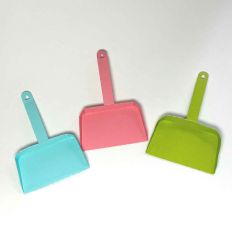 3D Dust Pan for Glitter and Scraps